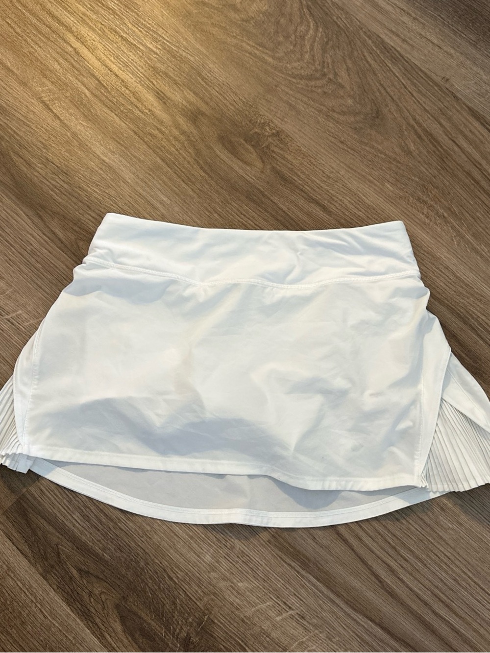 Lululemon White Tennis Skirt - Size 6